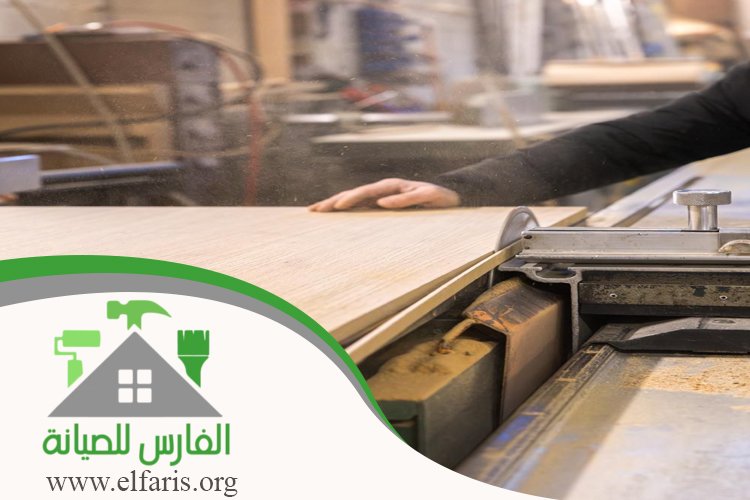 نجار في الشارقة 