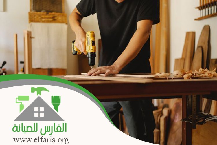 نجار في النهدة