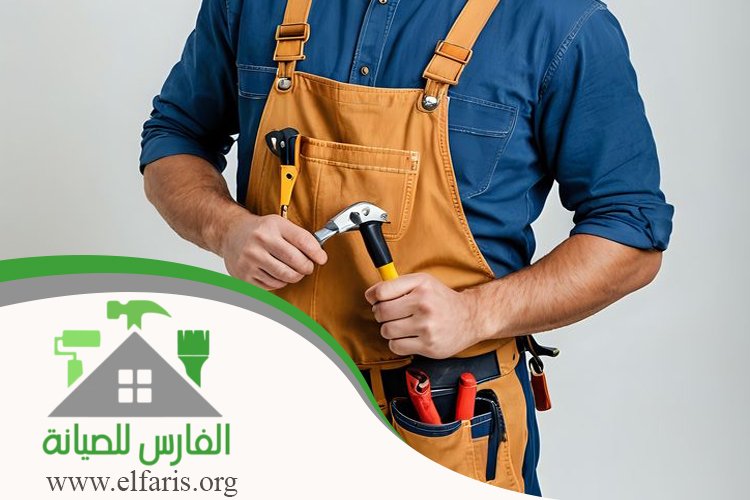 نجار في رأس الخيمة